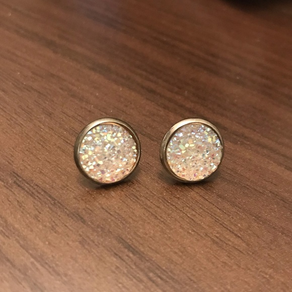 Druzy Stud Earrings - Picture 3 of 3